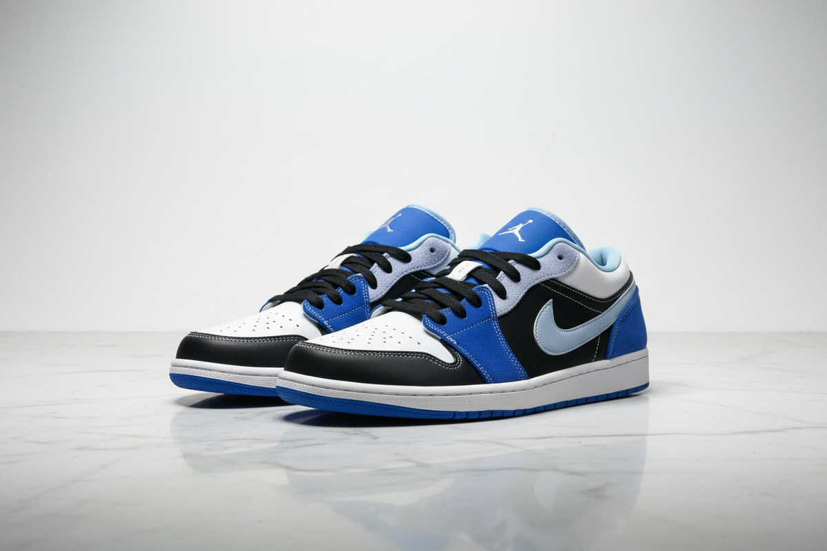 Air Jordan 1 Low Racer Blue - Toes Left