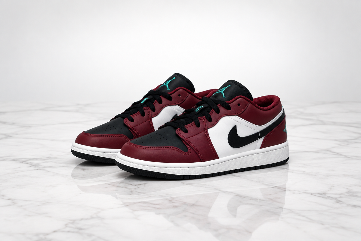 Editorial Air Jordan 1 Low SE sneaker image