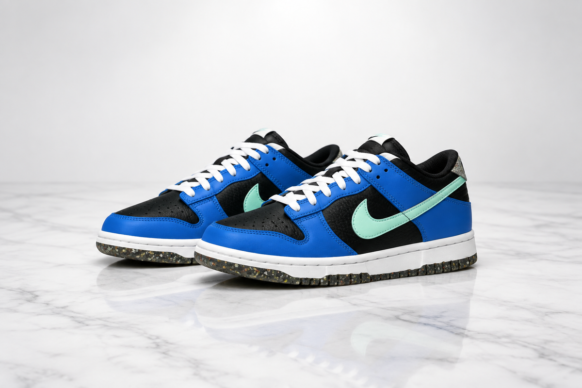 Editorial Nike Dunk Low SE Blue Black sneaker image