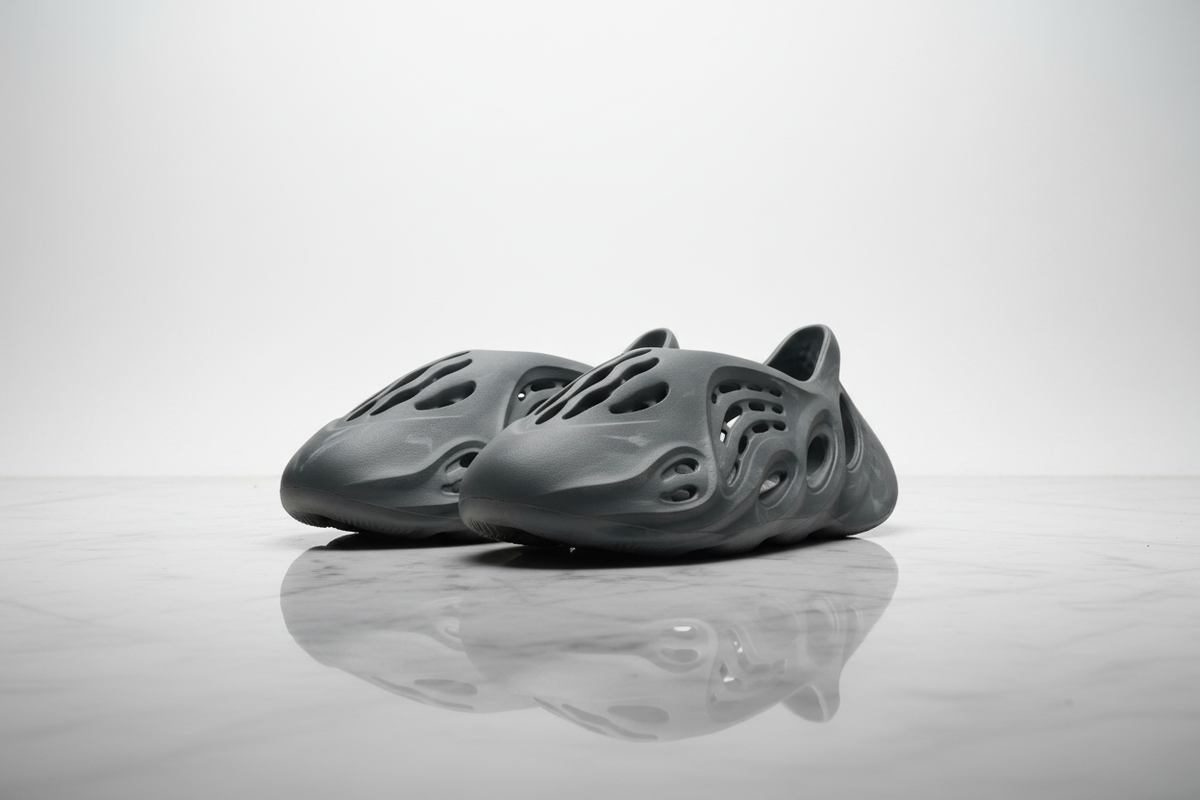 Yeezy Foam RNR MX Granite - Side by Side Editorial